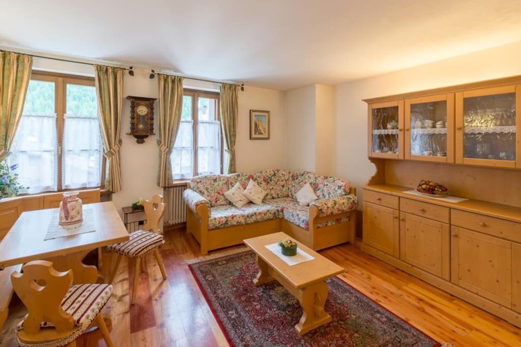Cozy Apartment Near Cortina San Vito di Cadore Exterior foto